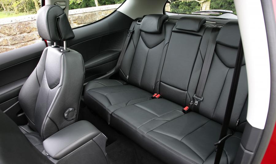  Peugeot 308 GT THP 175 2008 года  (фото 36 из 63)